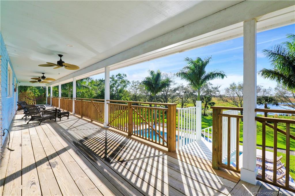 11555 SW Meadowlark Circle