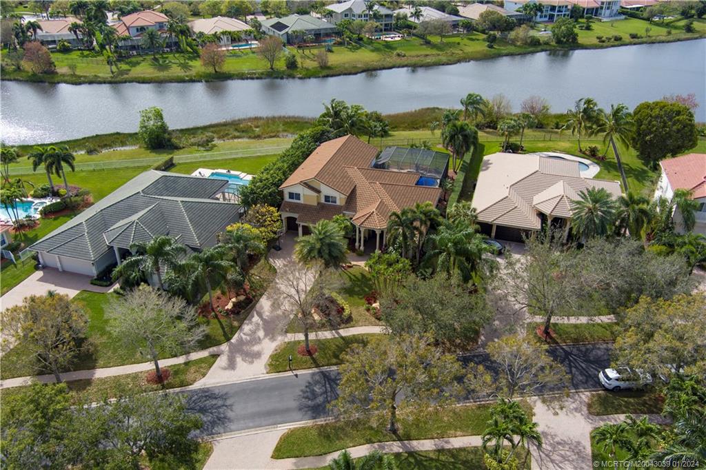 2282 SW Golden Bear Way