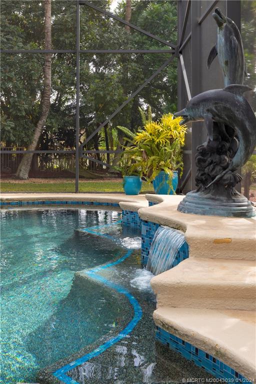 2282 SW Golden Bear Way