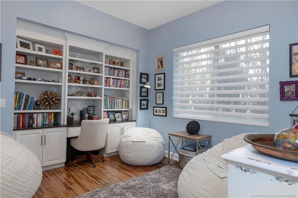 2282 SW Golden Bear Way