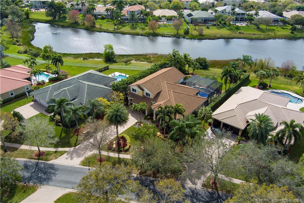 2282 SW Golden Bear Way