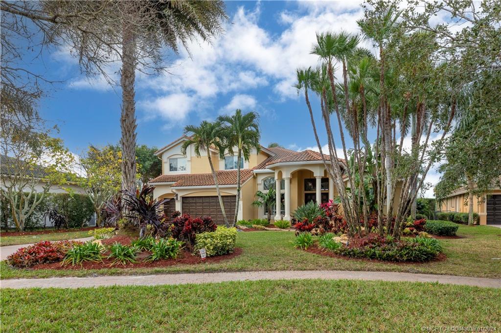 2282 SW Golden Bear Way