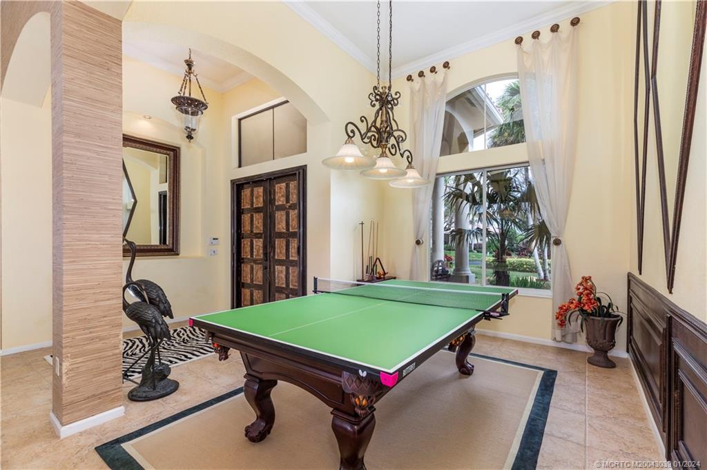 2282 SW Golden Bear Way