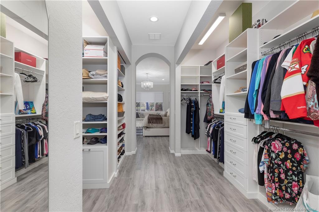 2282 SW Golden Bear Way