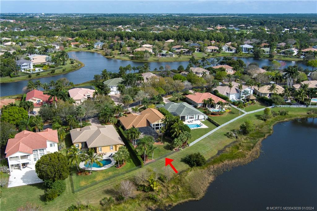 2282 SW Golden Bear Way