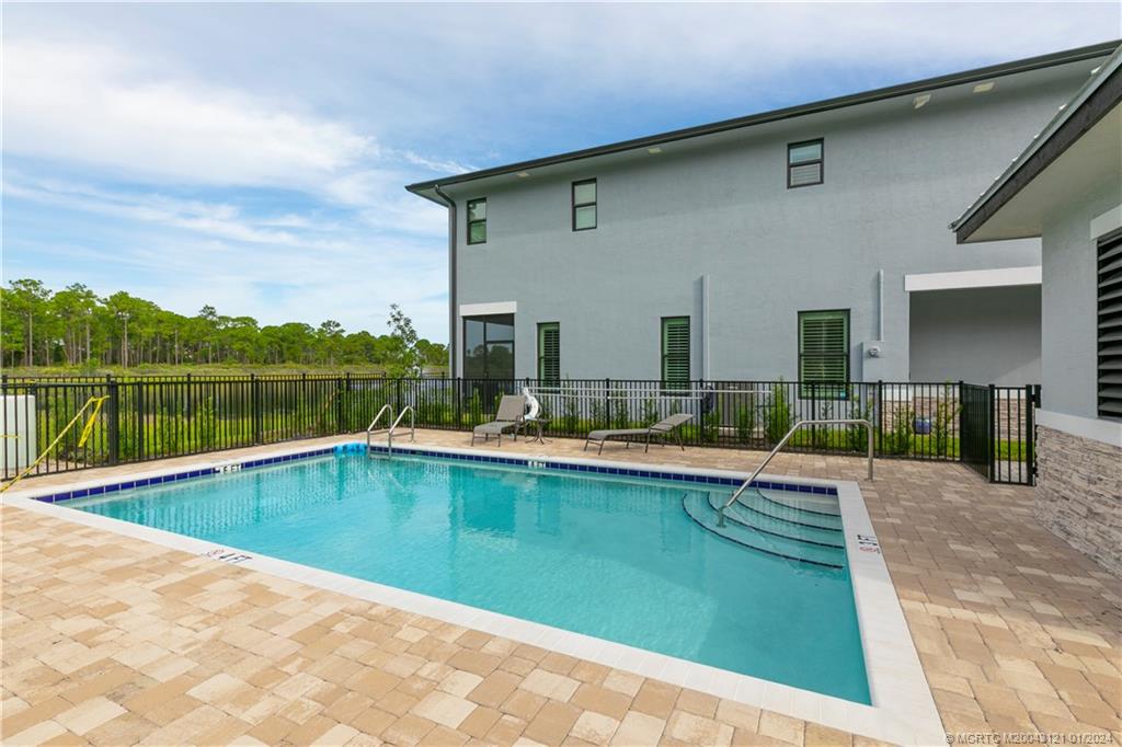 3659 SW Magnolia Ridge Lane