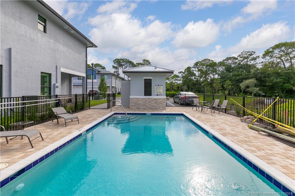 3659 SW Magnolia Ridge Lane