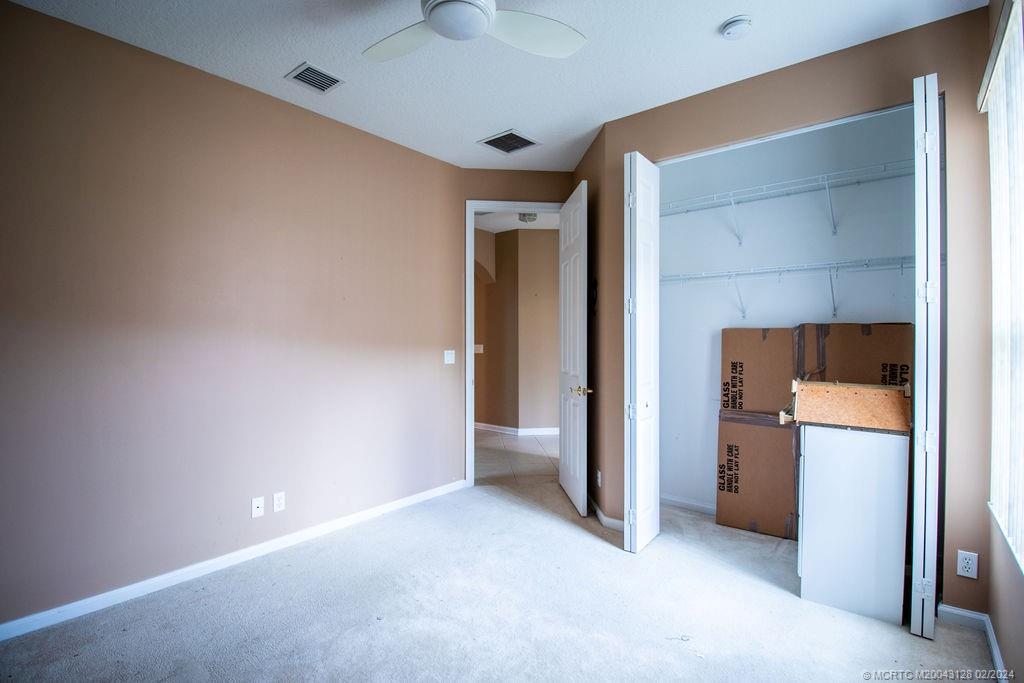 496 NW Blue Lake Drive