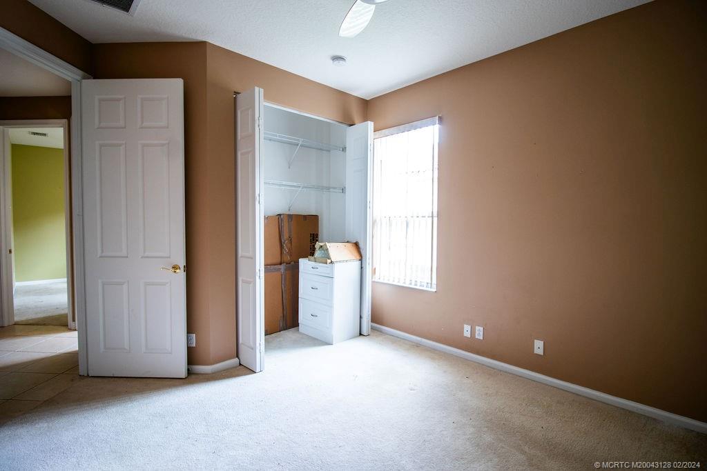 496 NW Blue Lake Drive