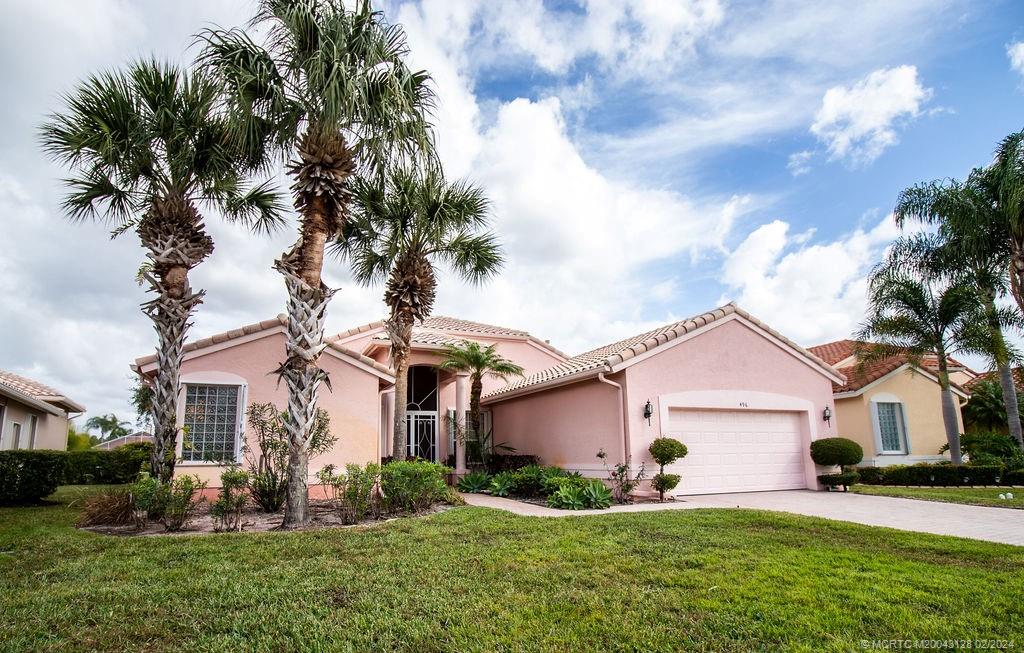 496 NW Blue Lake Drive