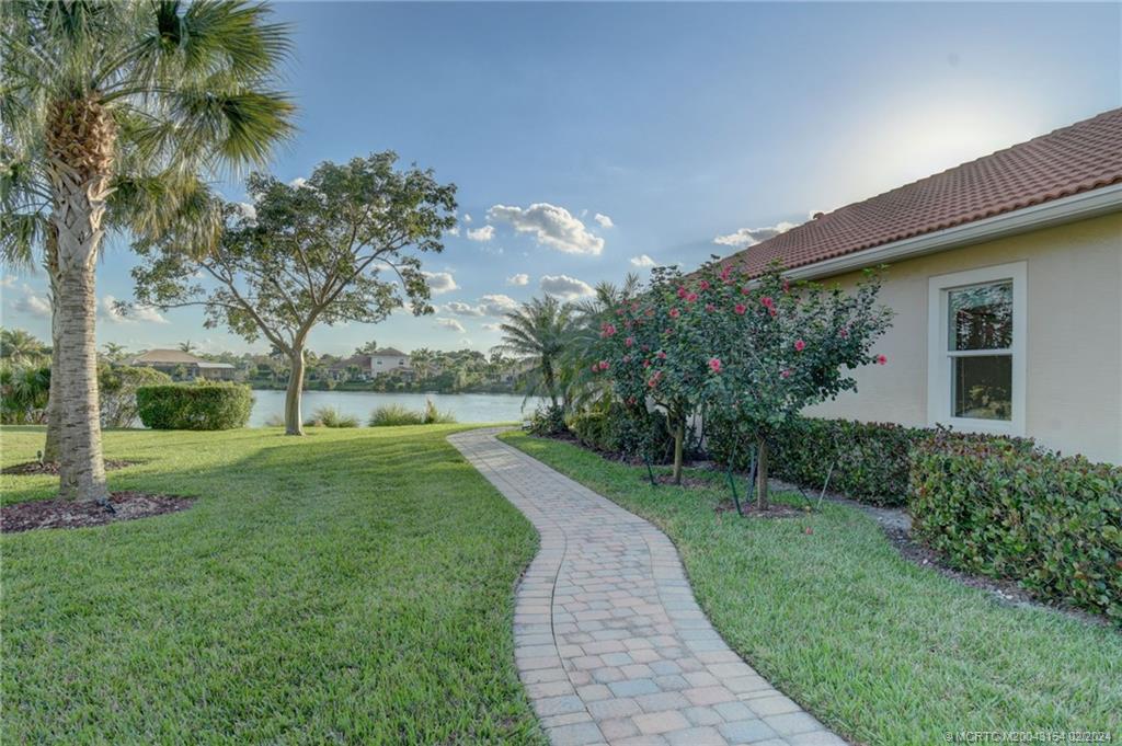 7172 SE Pierre Circle