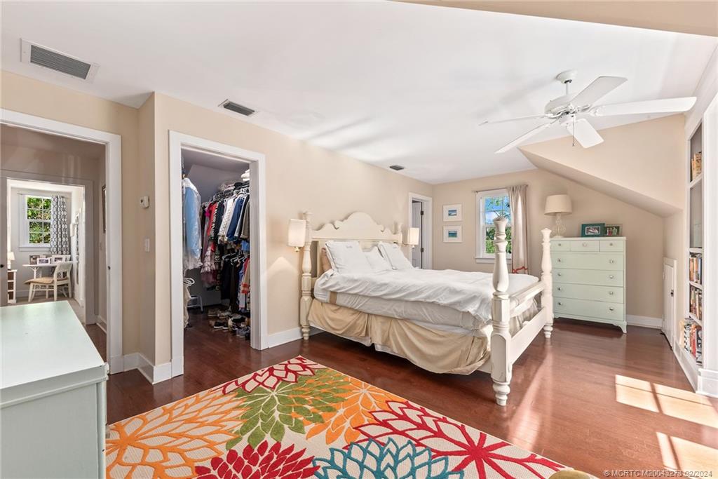 25 N Ridgeview Road N