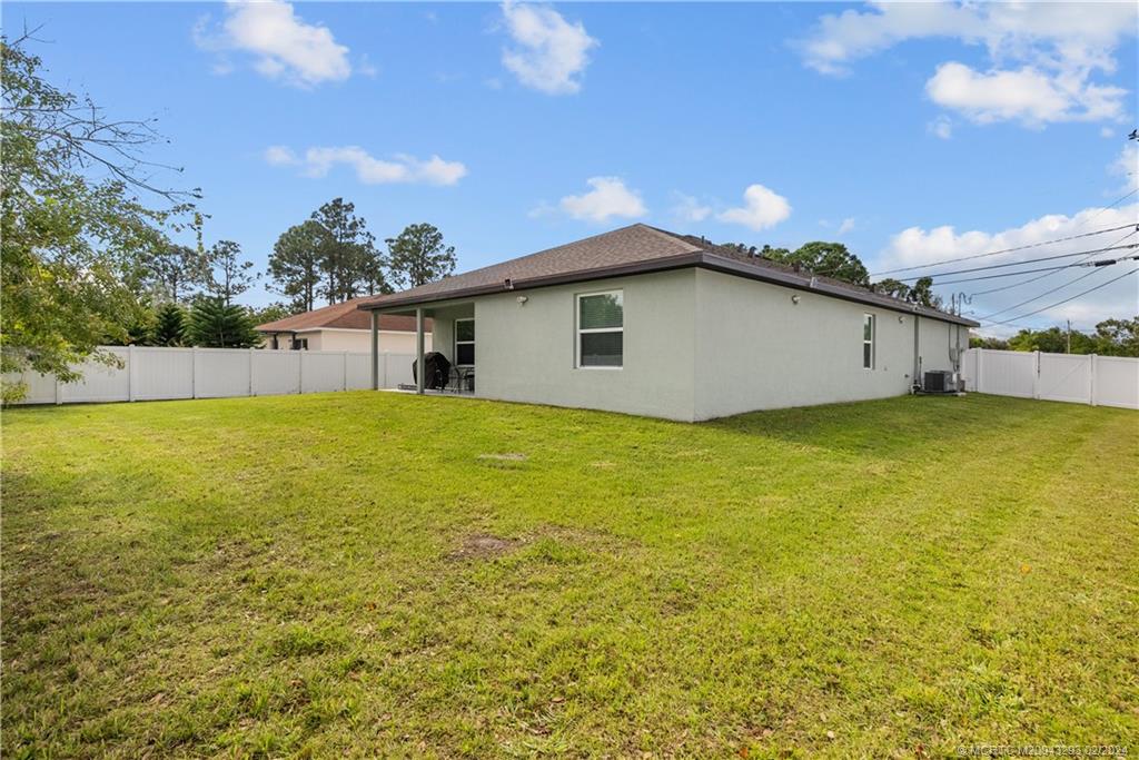 2431 SW Brescia Street