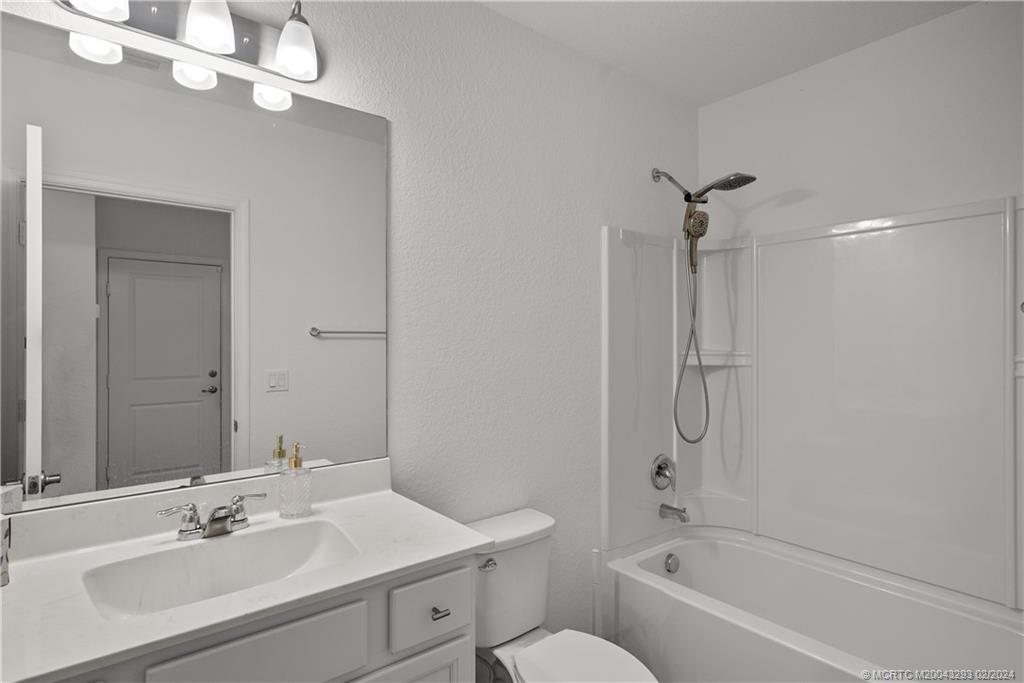 2431 SW Brescia Street