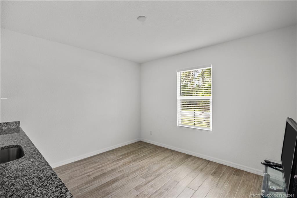 2431 SW Brescia Street