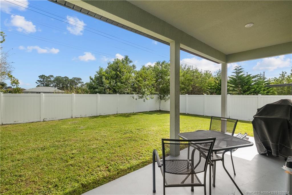 2431 SW Brescia Street