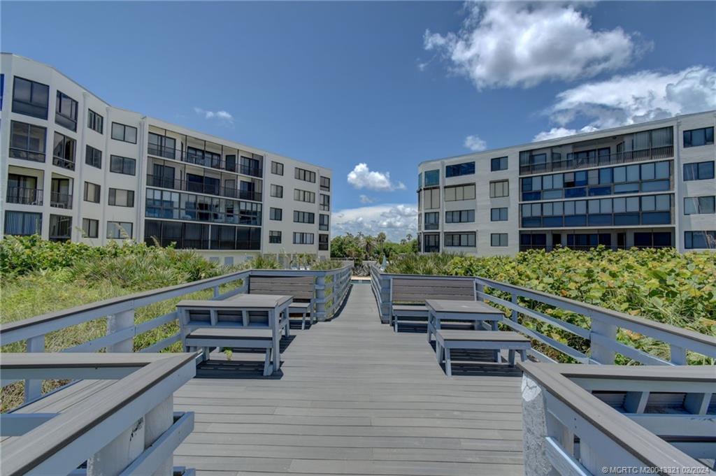 2375 NE Ocean Blvd E405