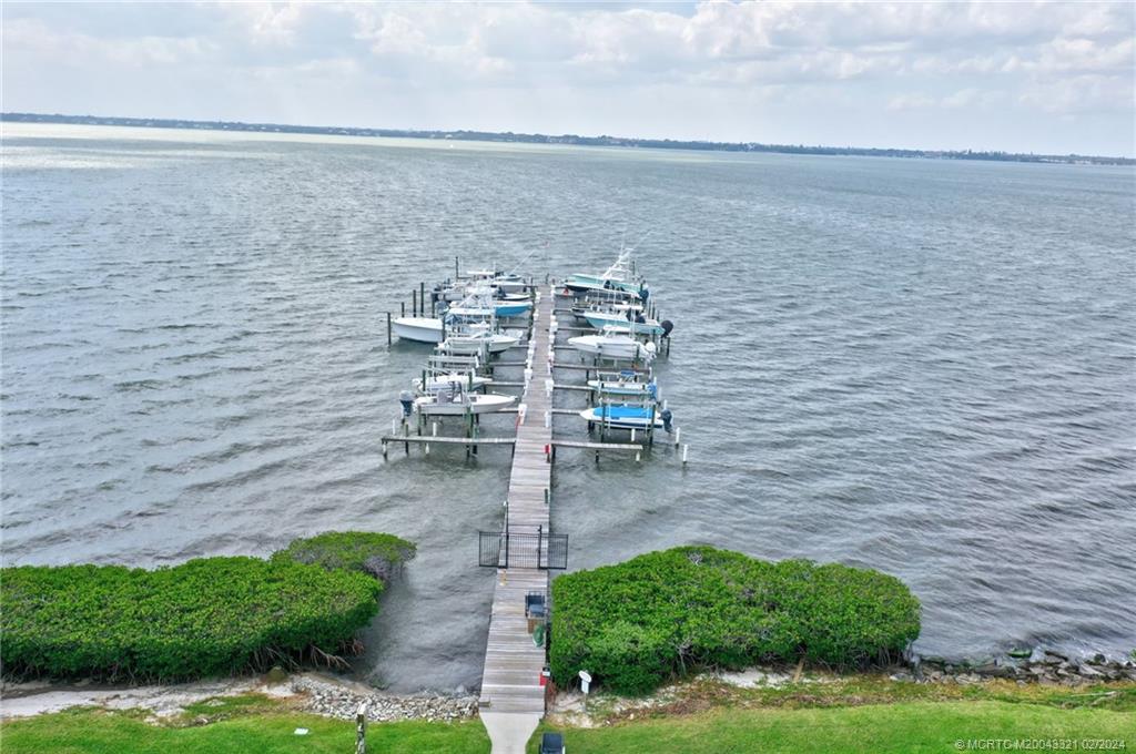 2375 NE Ocean Blvd E405