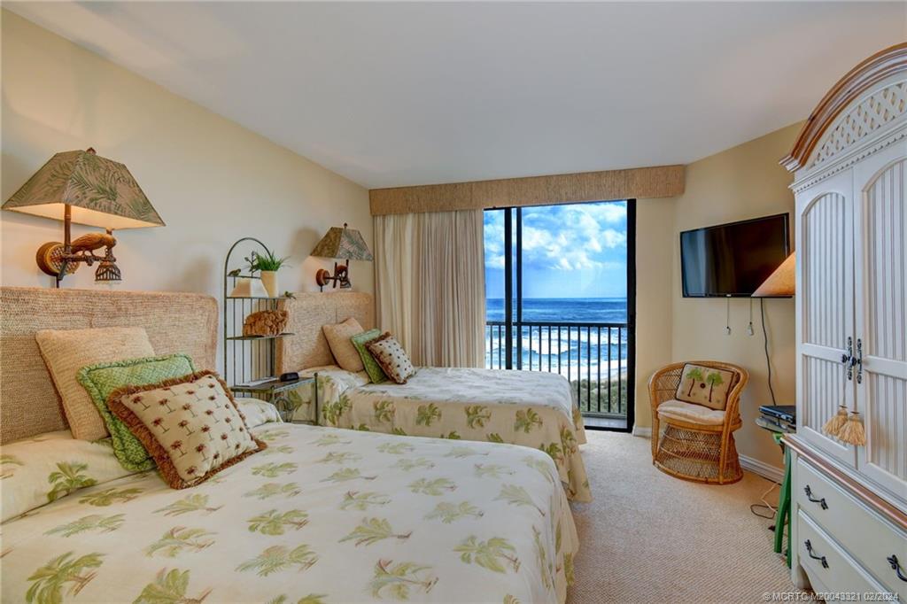 2375 NE Ocean Blvd E405