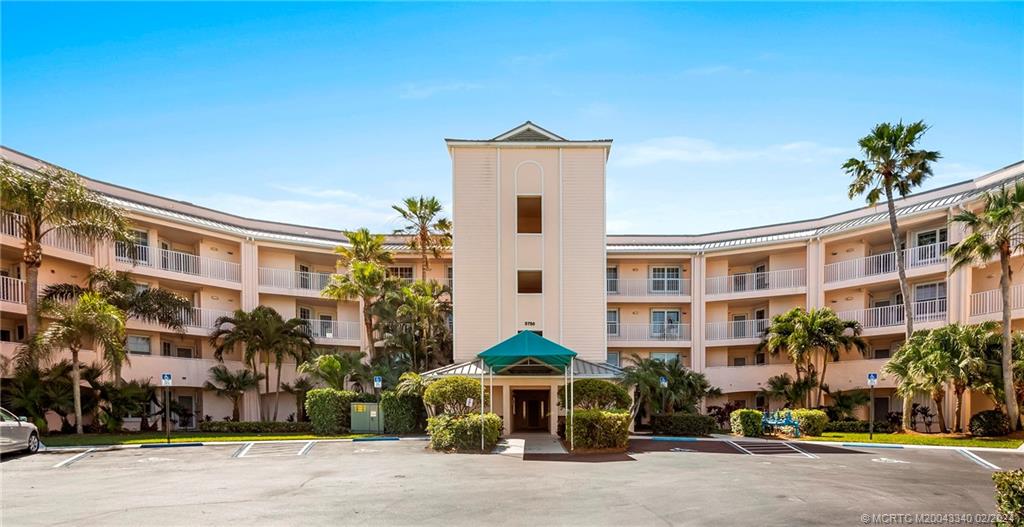 5750 NE Island Cove Way 3204