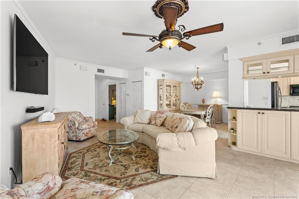 5750 NE Island Cove Way 3204