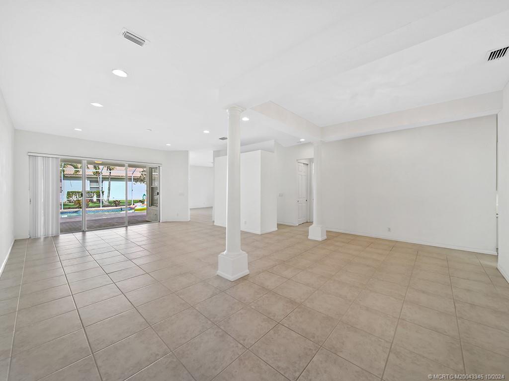 2775 SW Bear Paw Trail