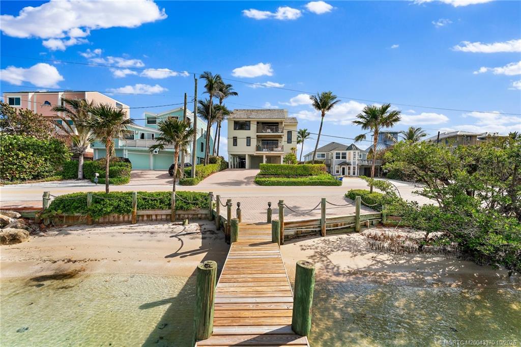 777 SE MacArthur Blvd