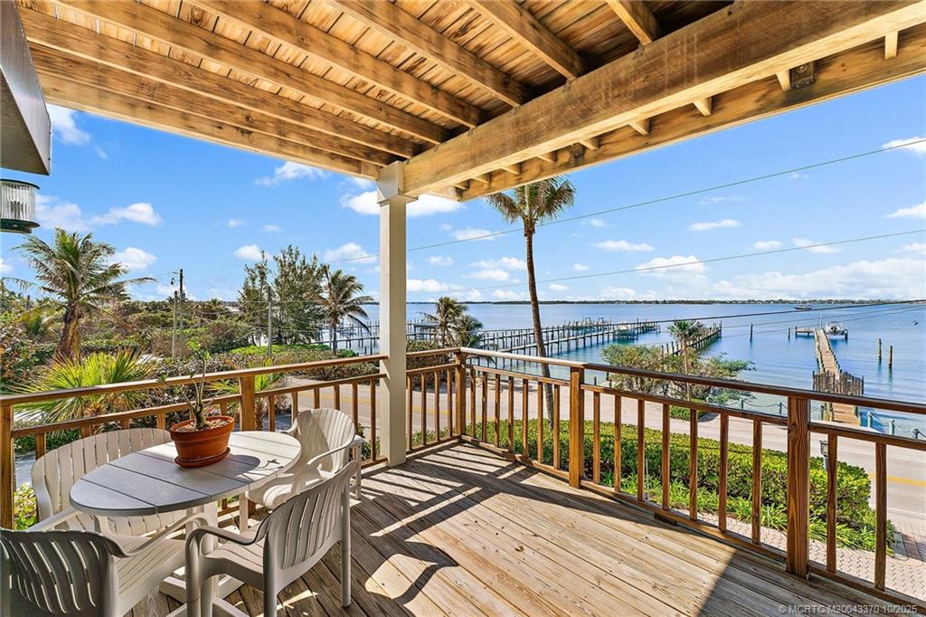 777 SE MacArthur Blvd