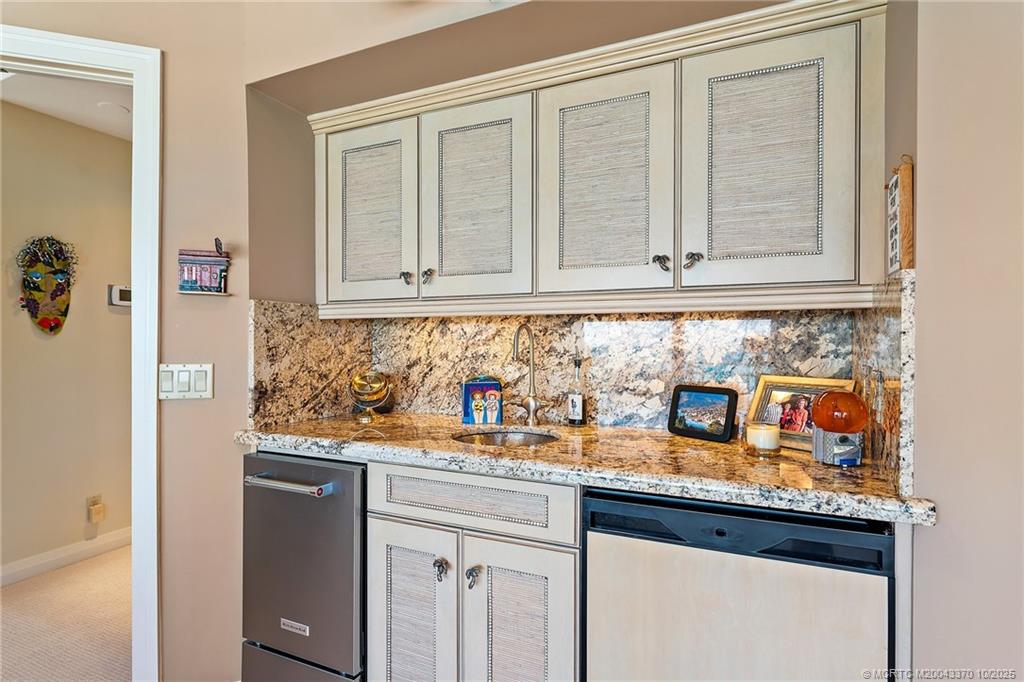 777 SE MacArthur Blvd