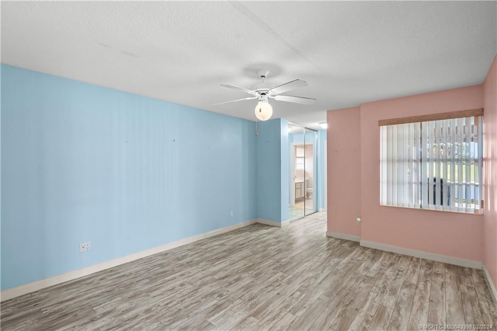 1599 SW Springfield Ct