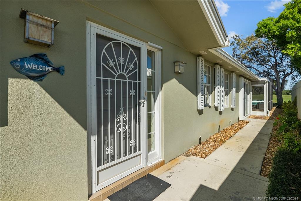 1599 SW Springfield Ct