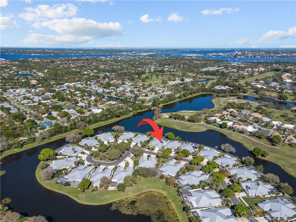 1599 SW Springfield Ct