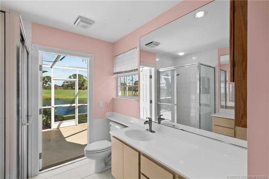 1599 SW Springfield Ct