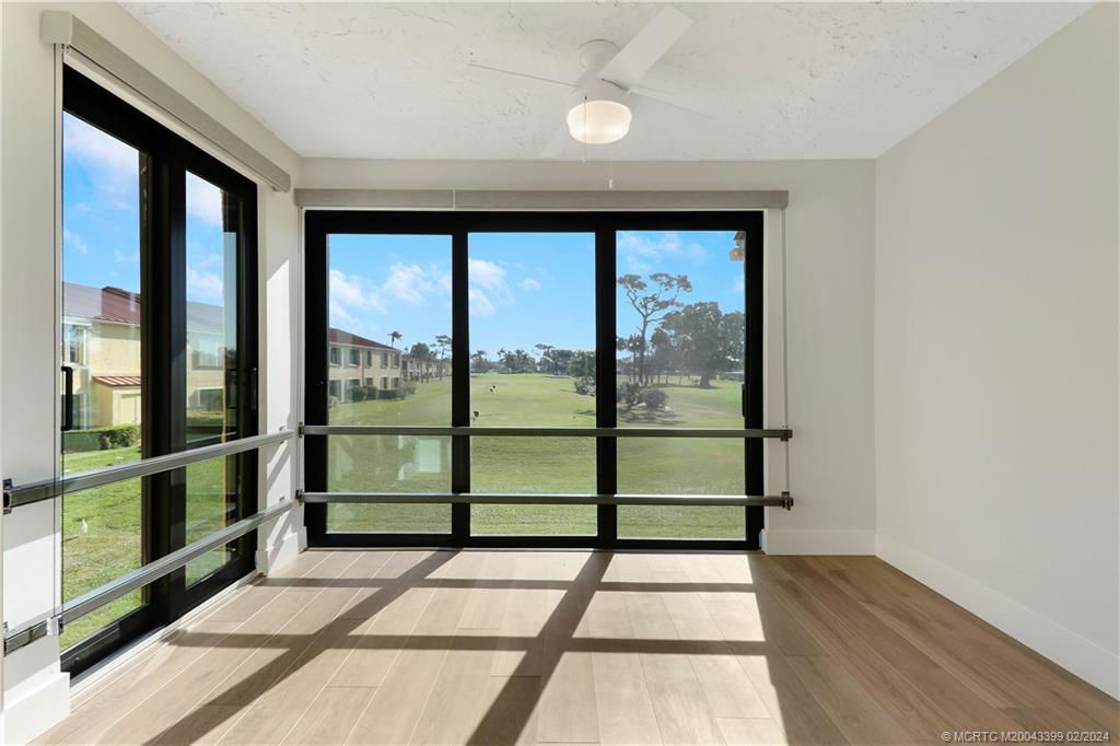 5313 SE Miles Grant Road 202