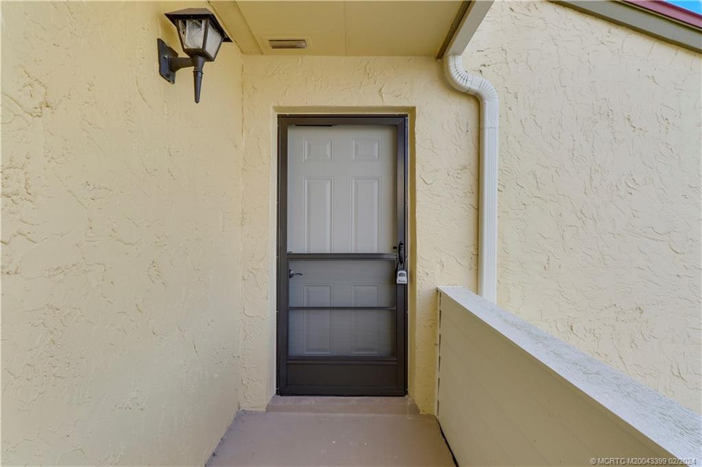 5313 SE Miles Grant Road 202