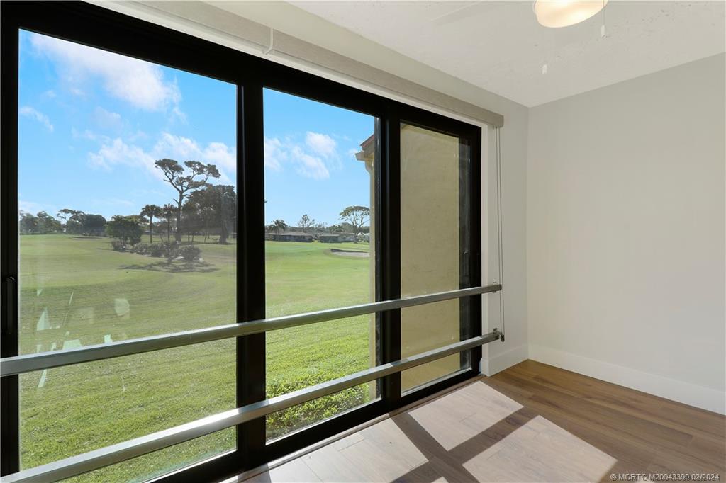 5313 SE Miles Grant Road 202