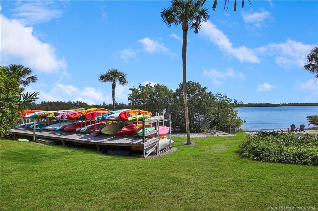 5313 SE Miles Grant Road 202