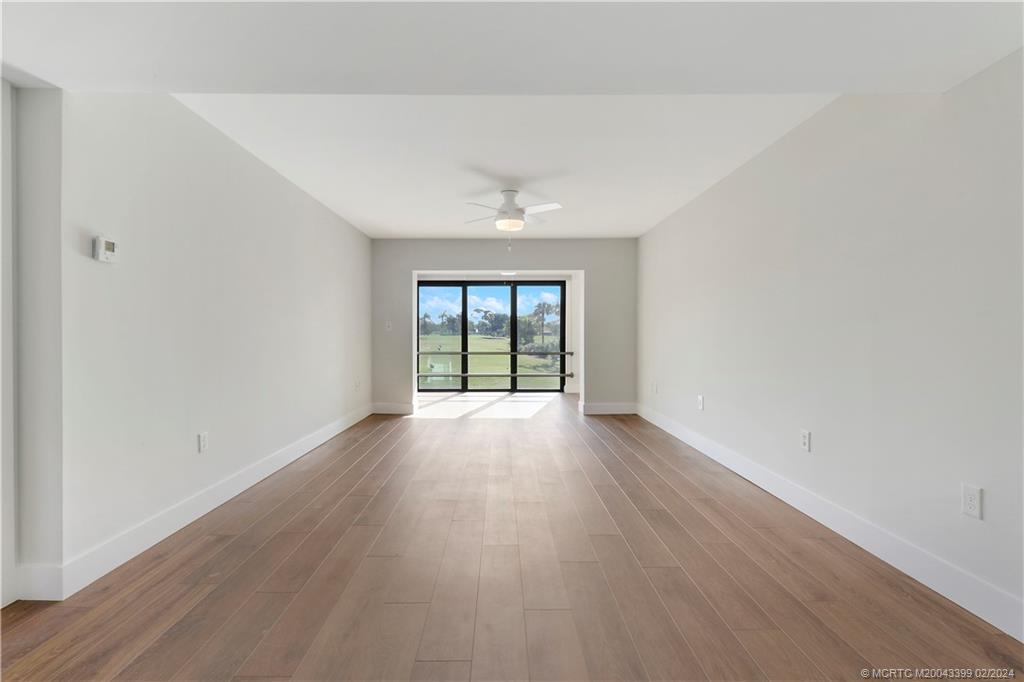 5313 SE Miles Grant Road 202