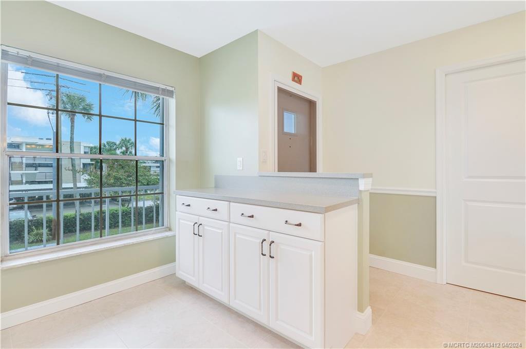 1864 SW Palm City Road 202