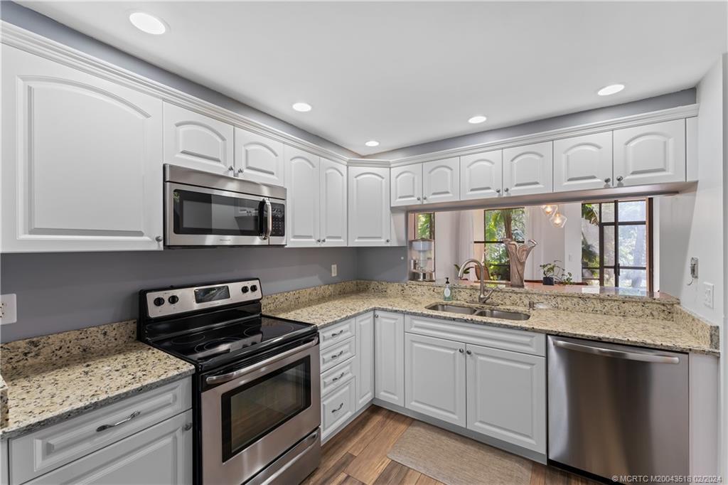 5230 SE Seascape Way 7-103