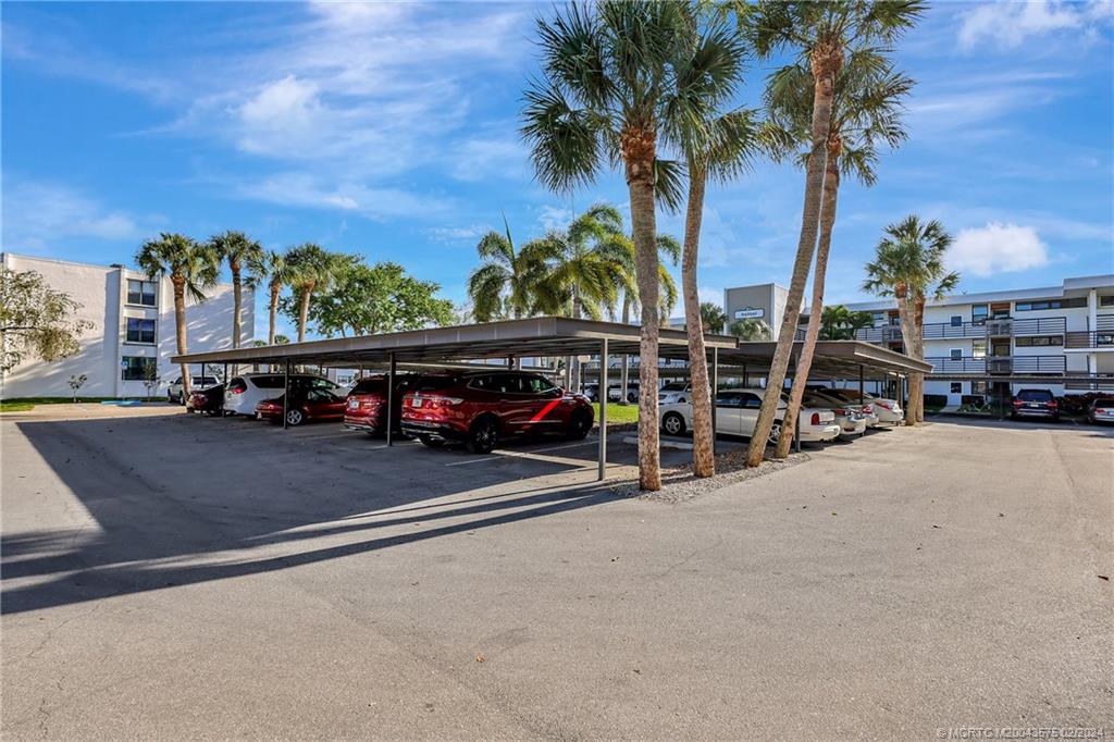 1950 SW Palm City Road 14204