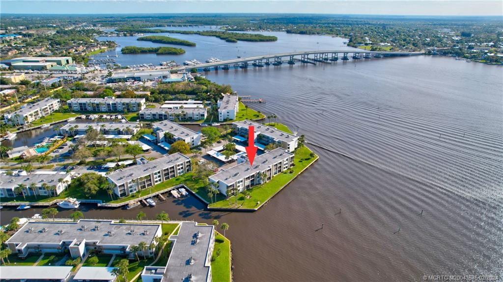 1950 SW Palm City Road 14204