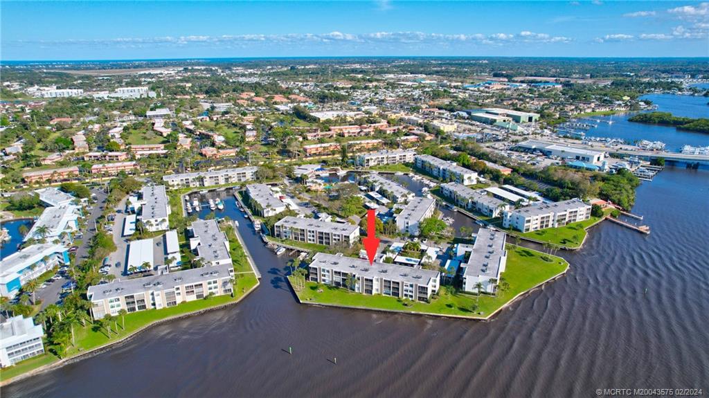 1950 SW Palm City Road 14204