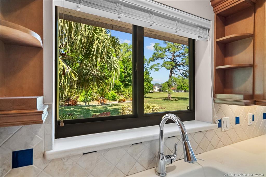 2098 SW Heronwood Road