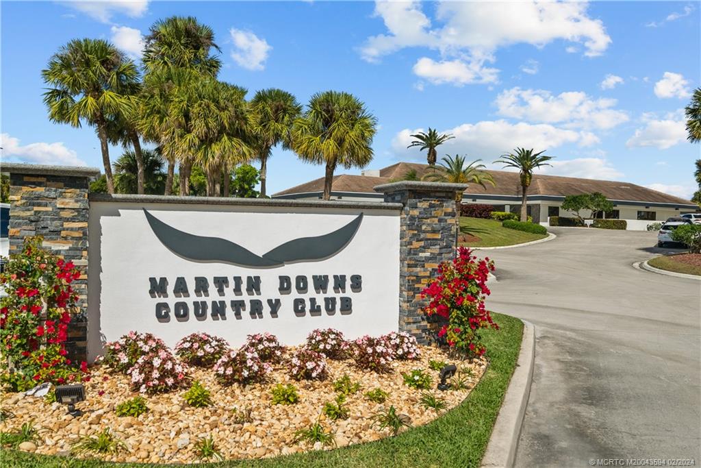 2098 SW Heronwood Road