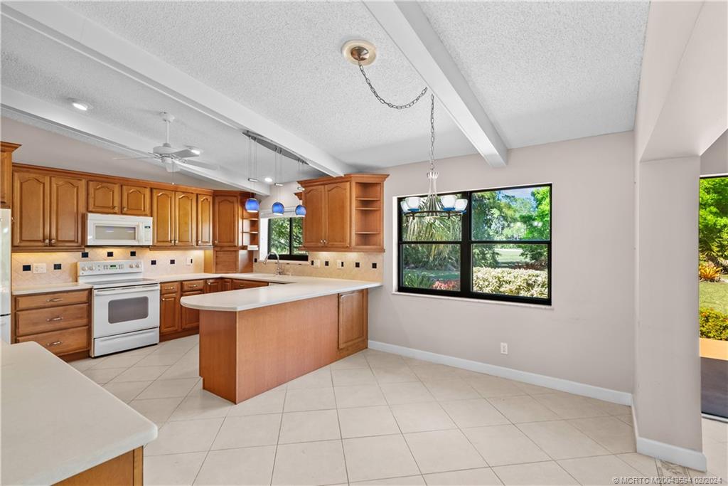 2098 SW Heronwood Road