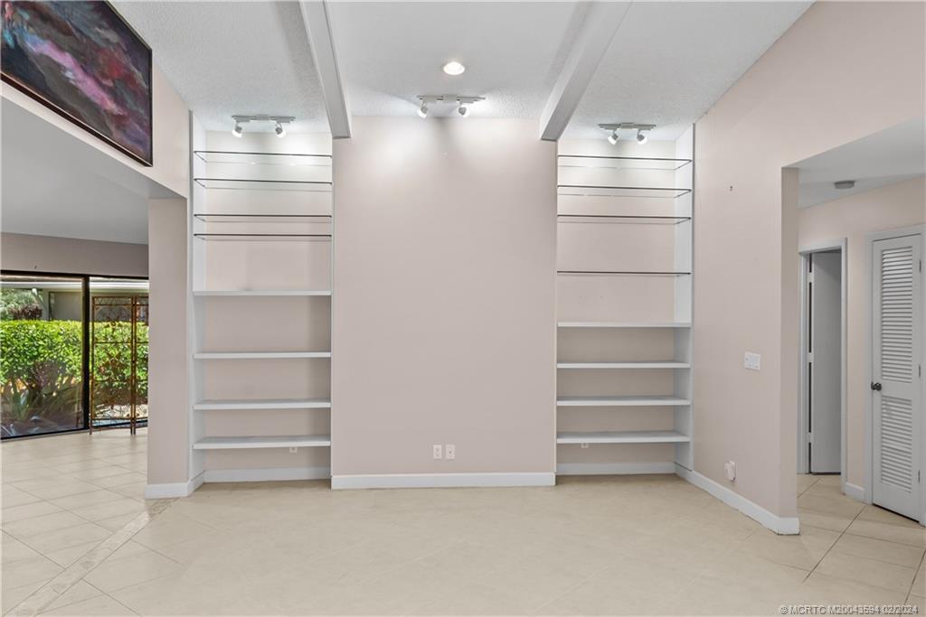 2098 SW Heronwood Road