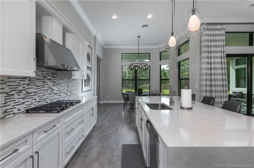 5324 SW Star Apple Street