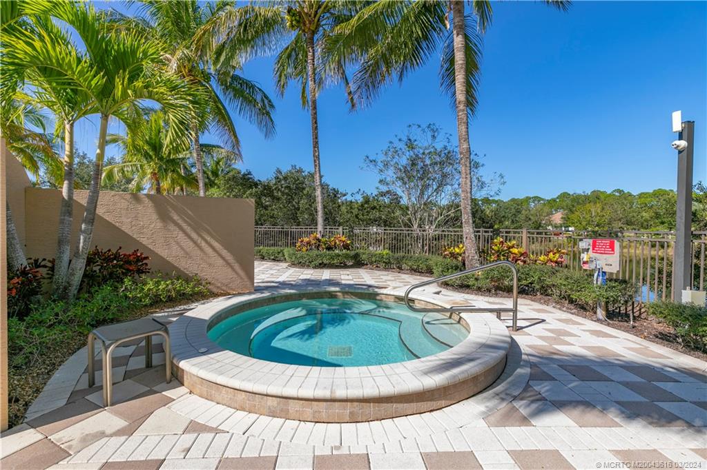 5324 SW Star Apple Street