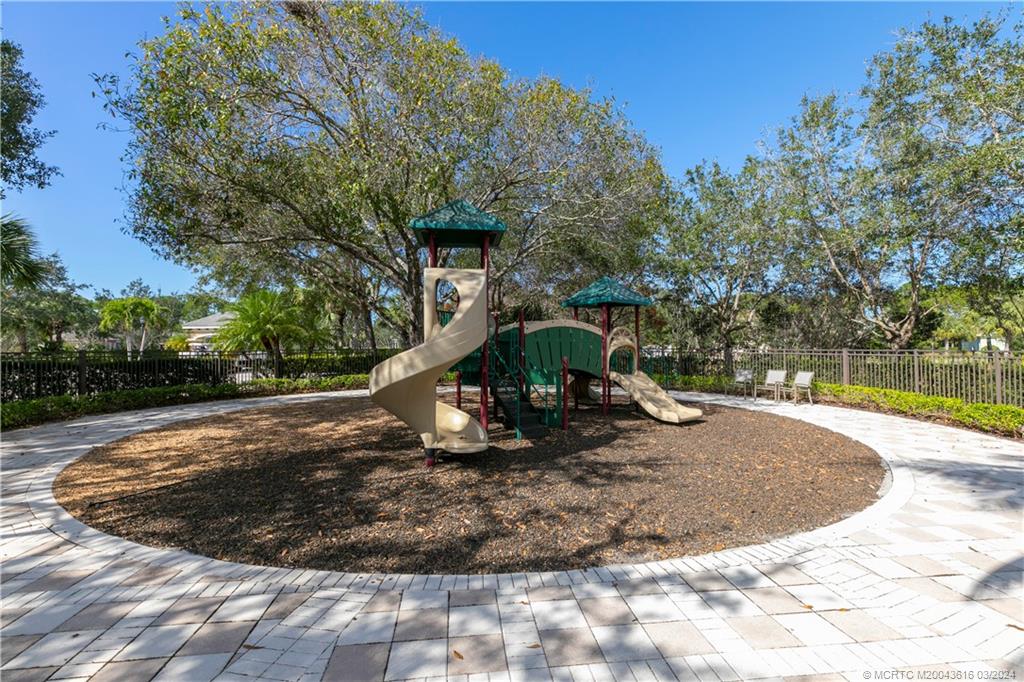 5324 SW Star Apple Street